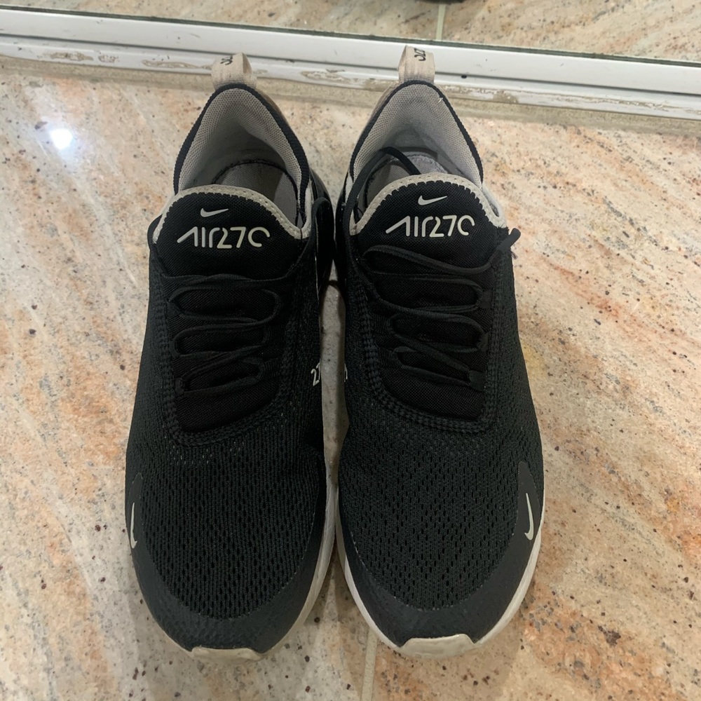 Nike Women’s AirMax 270 (Black/Creme)